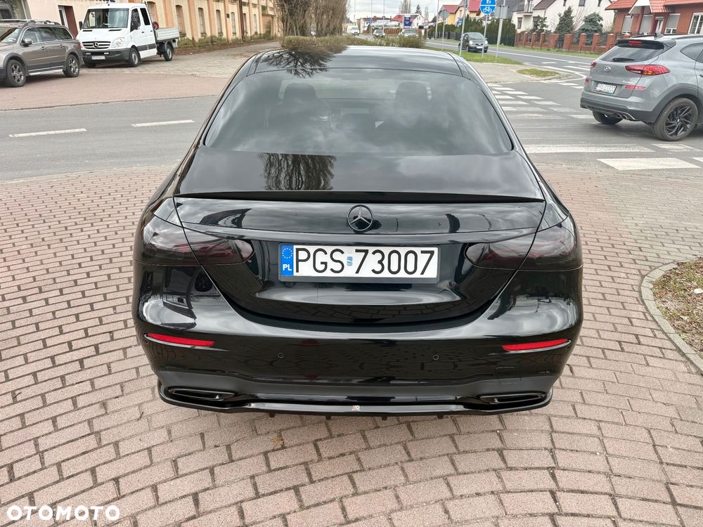 Mercedes-Benz Klasa E 220 d 9G-TRONIC AMG Line - 5