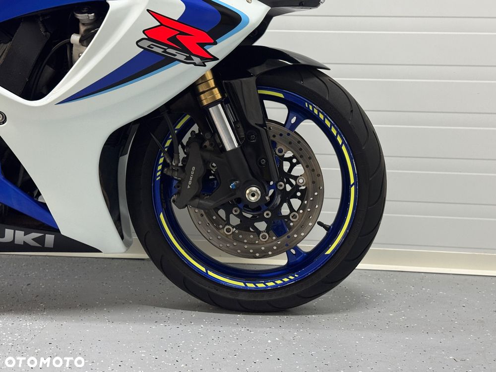 Suzuki GSX-R - 10