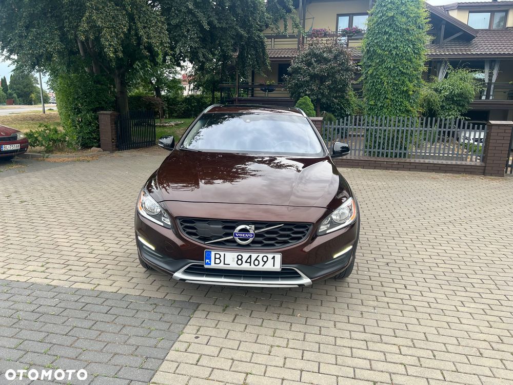 Volvo V60 Cross Country T5 AWD Momentum - 3
