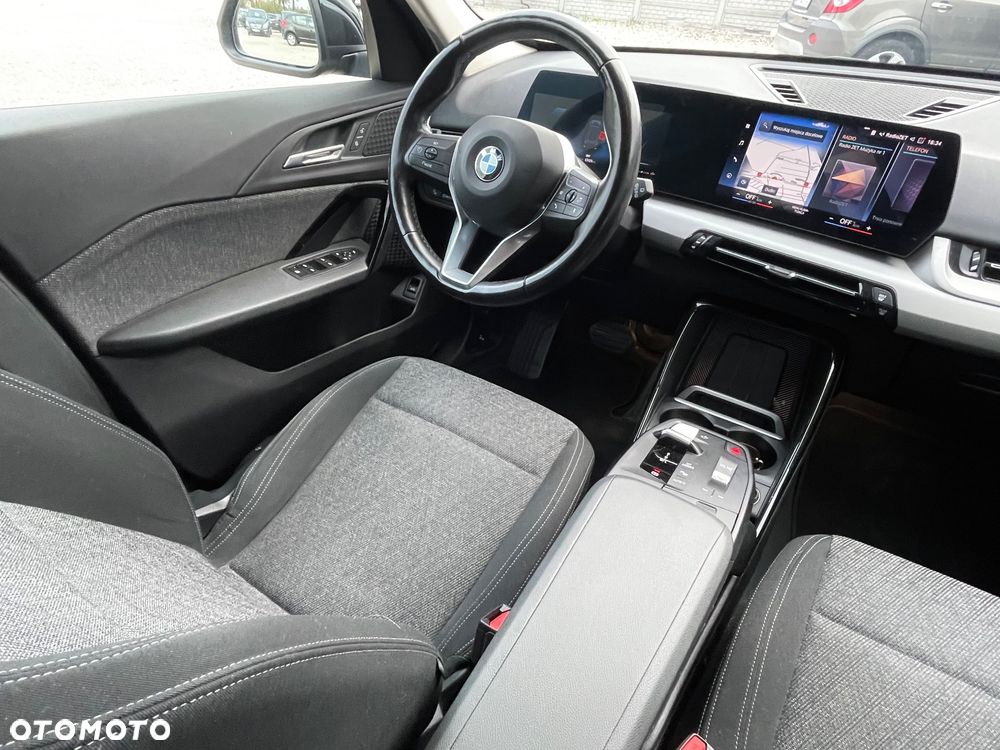 BMW X1 sDrive18i xLine - 31