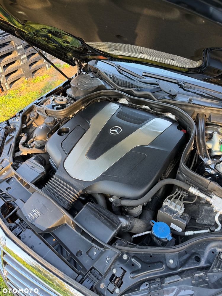 Mercedes-Benz Klasa E 300 CDI DPF BlueEFFICIENCY 7G-TRONIC - 20