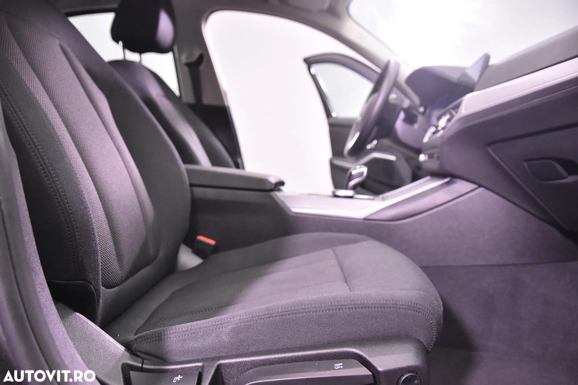BMW Seria 3 330e AT PHEV - 11