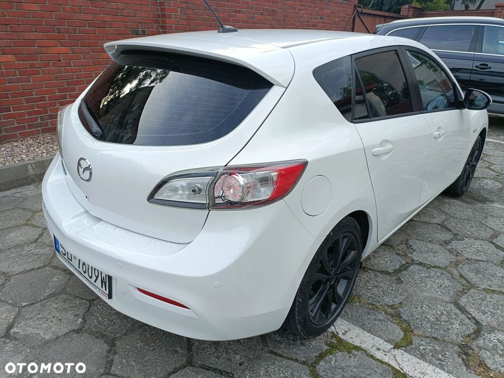 Mazda 3 2.0 Exclusive + - 25