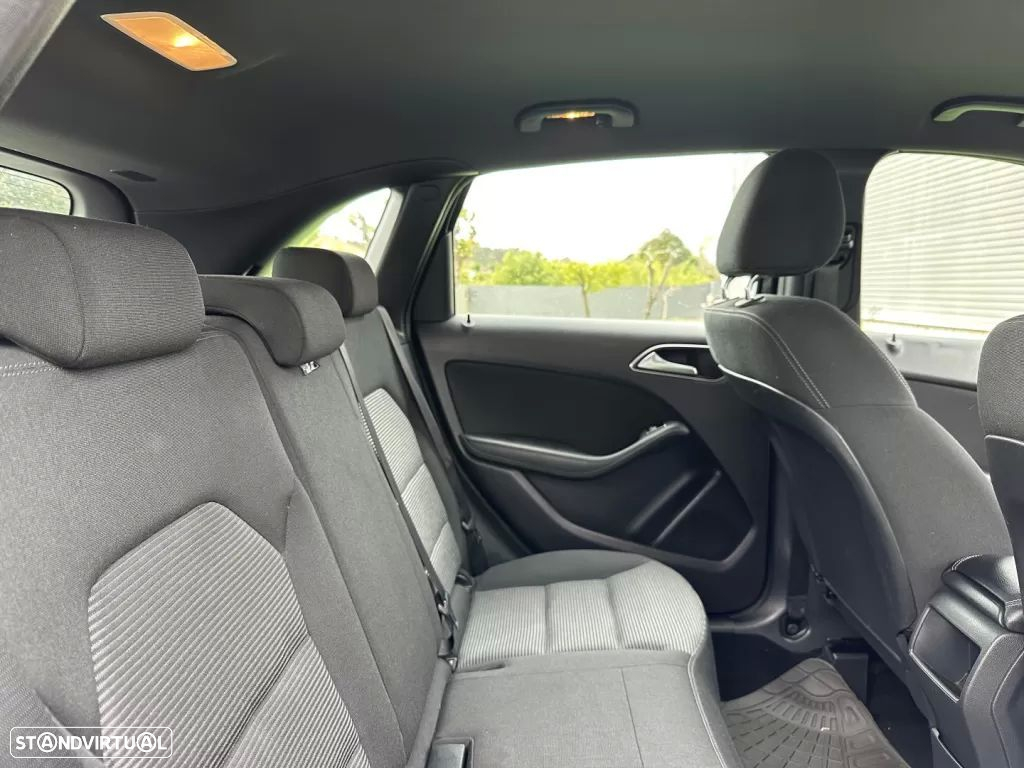Mercedes-Benz B 160 d Urban - 21