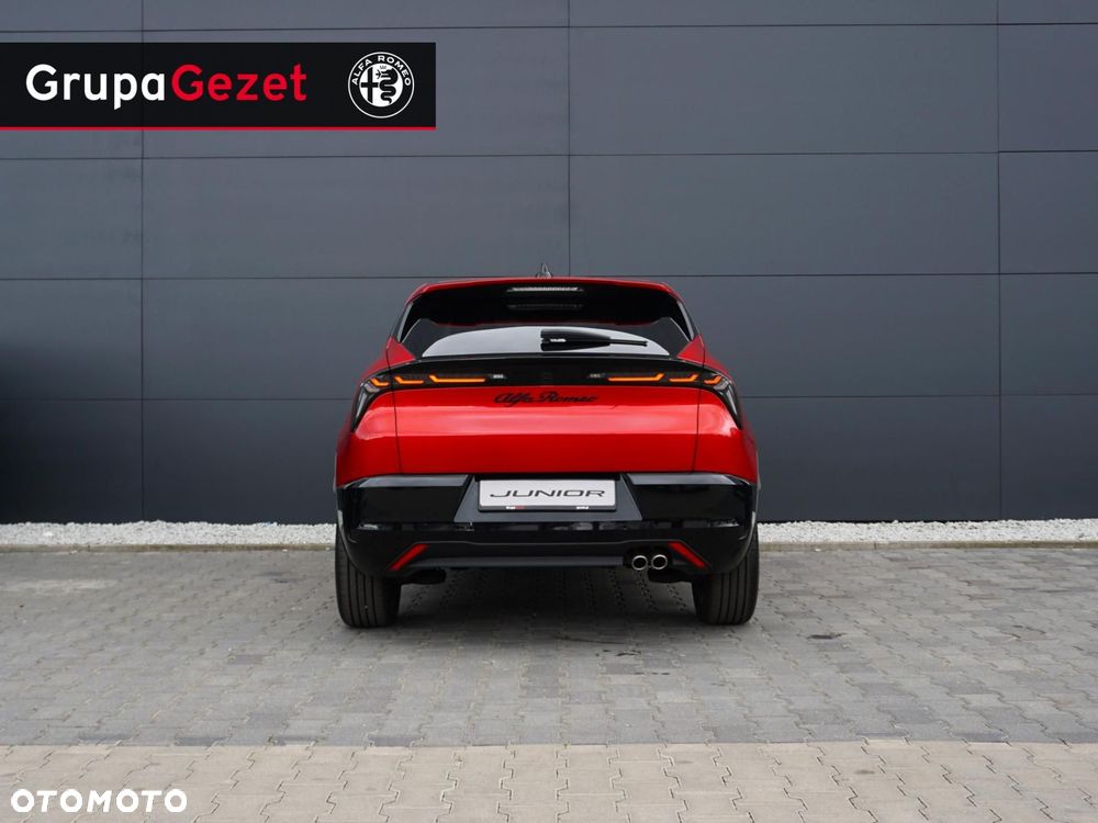 Alfa Romeo Junior 1.2 mHEV Ibrida eDCT - 9