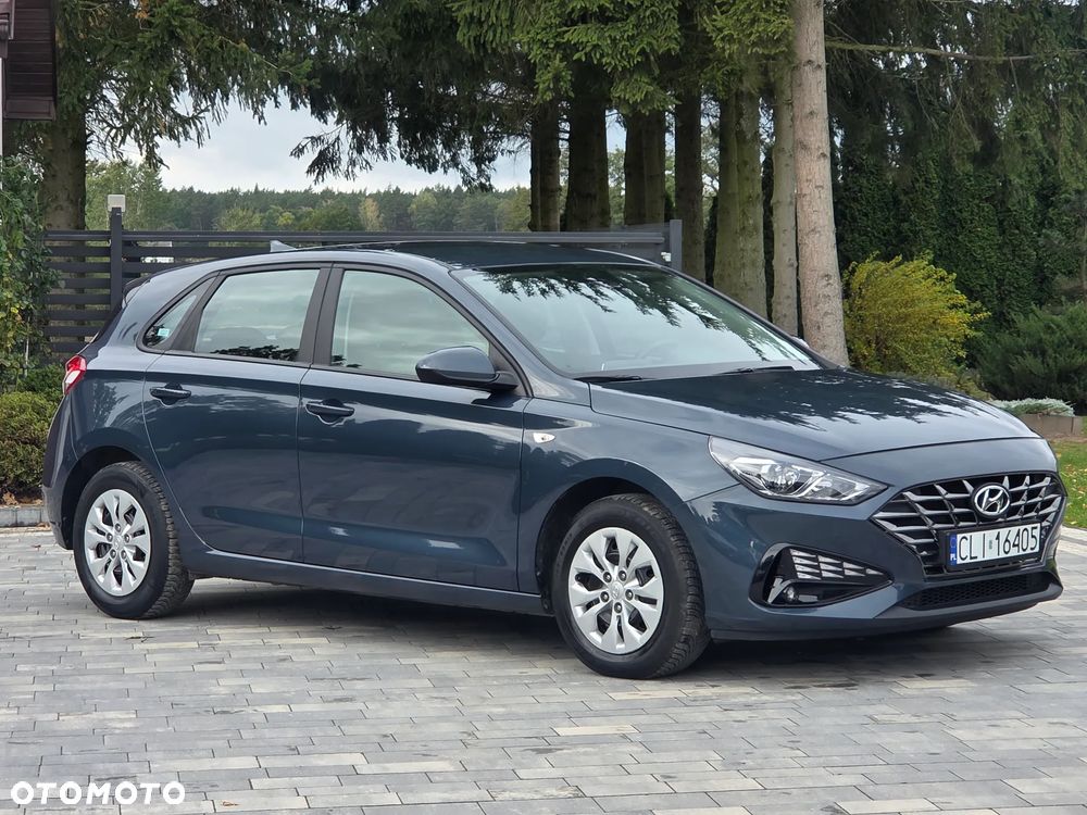 Hyundai i30 1.5 DPI Classic + - 10