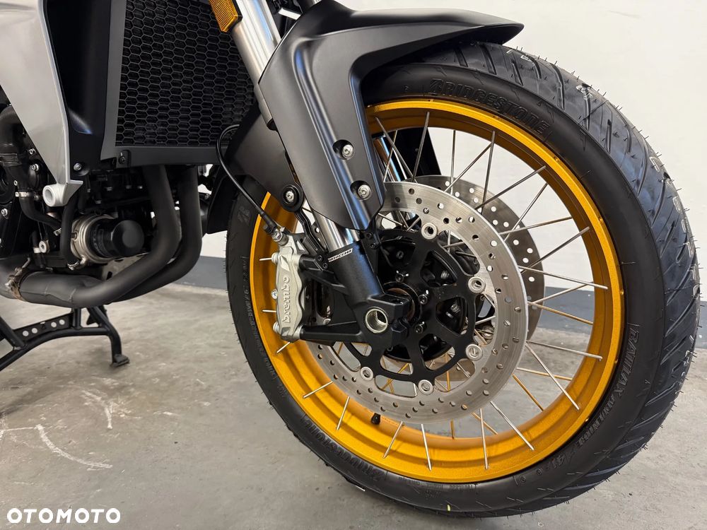 QJMOTOR SRT 800SX - 11