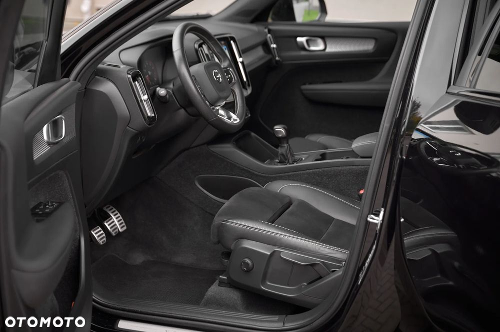 Volvo XC 40 - 27