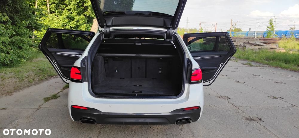BMW Seria 5 530i mHEV M Sport sport - 36
