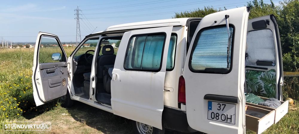 Nissan Vanette Cargo 2.3 D SLX - 8