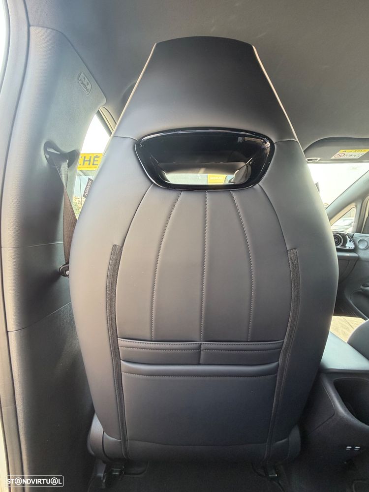 BYD Dolphin 60.4 kWh Comfort - 15