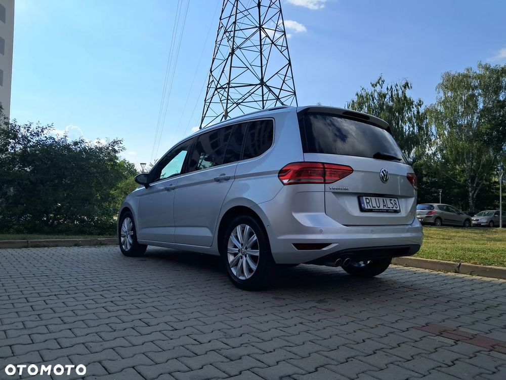 Volkswagen Touran 2.0 TDI BMT Highline DSG - 12