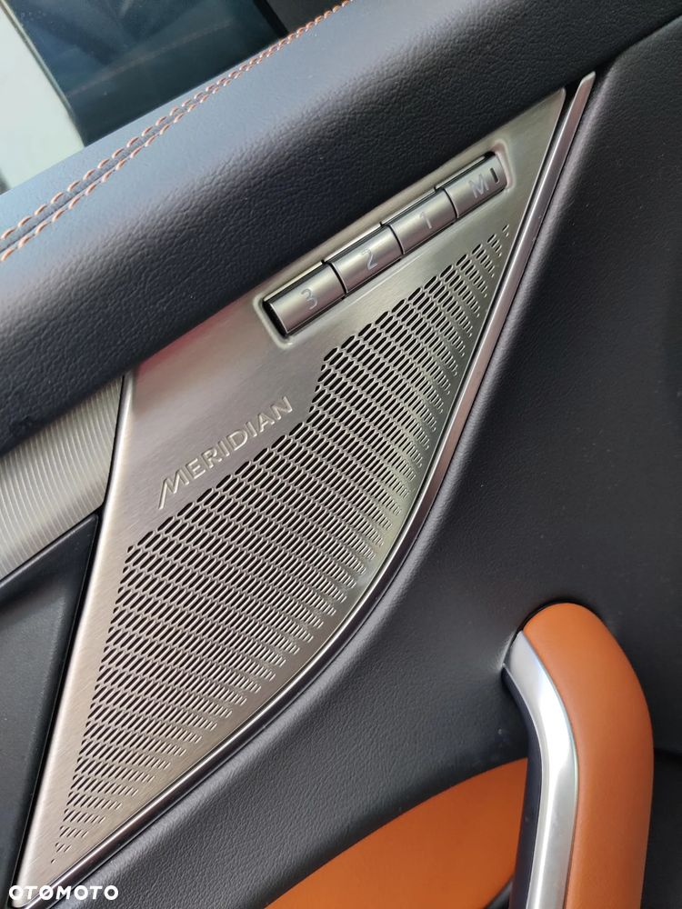 Jaguar F-Pace 2.0 P250 mHEV AWD R-Dynamic S - 30