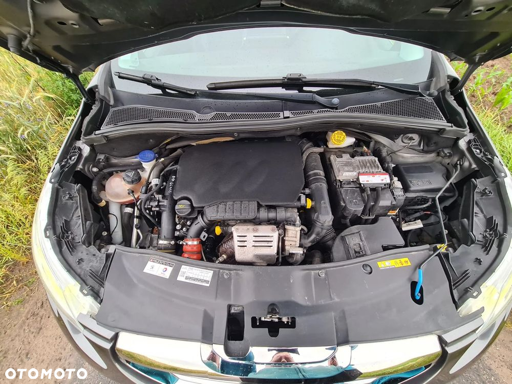 Peugeot 2008 PureTech 110 Stop&Start Allure - 19