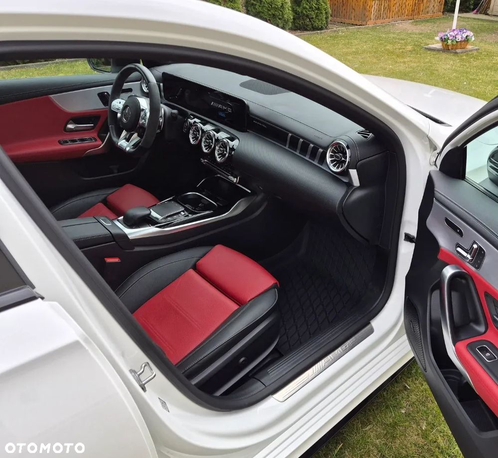 Mercedes-Benz Klasa A AMG 35 4Matic AMG Speedshift DCT 7G - 12