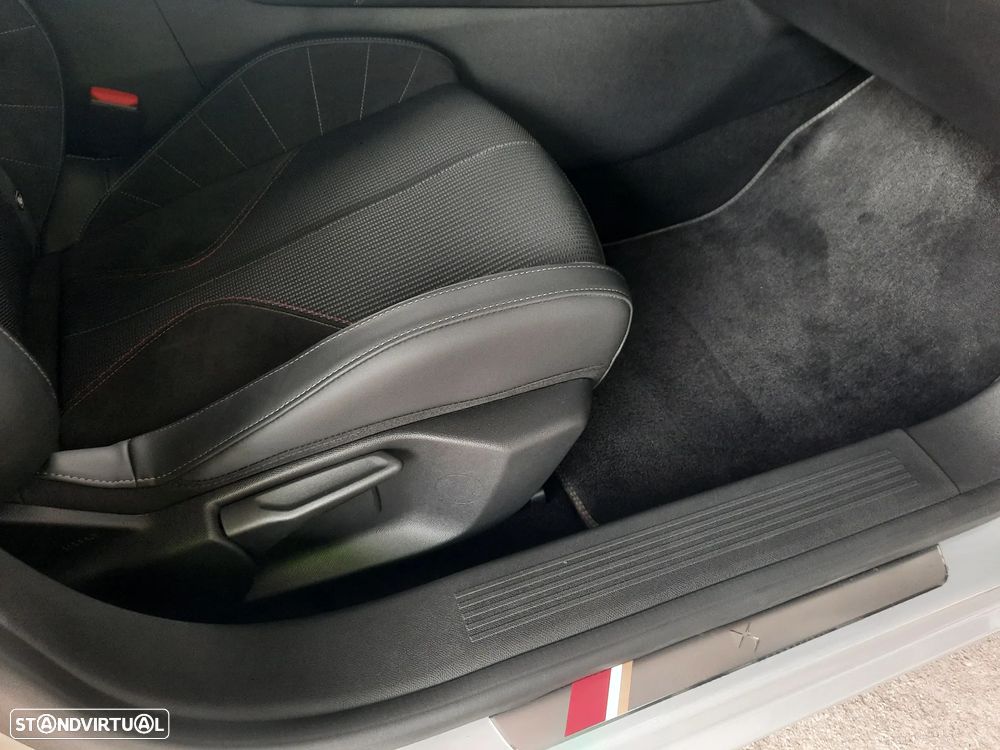 DS DS4 E-Tense Performance Line EAT8 - 24