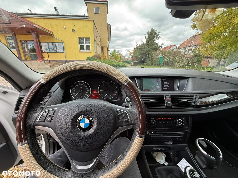 BMW X1 sDrive18d - 15