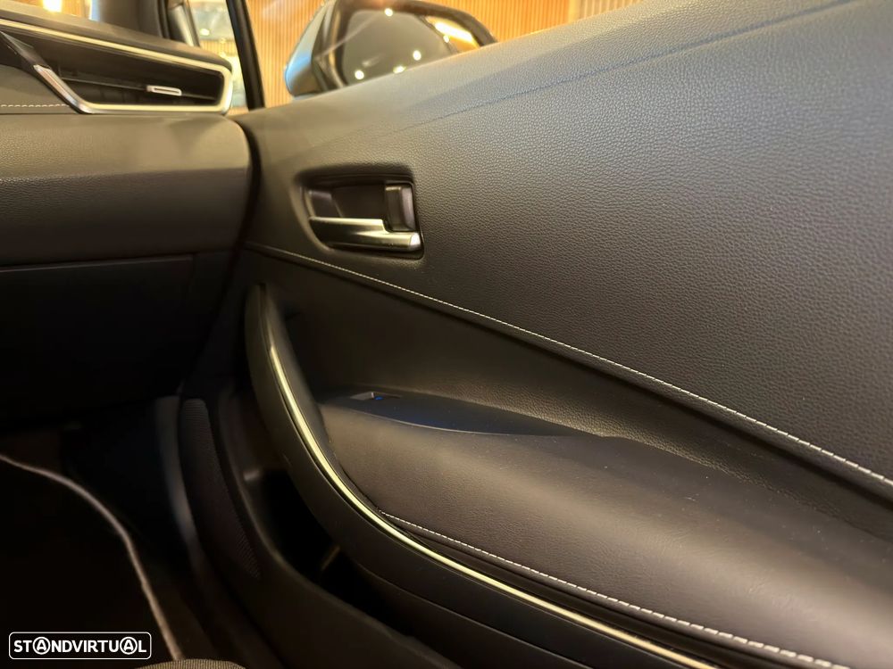 Toyota Corolla SW - 32