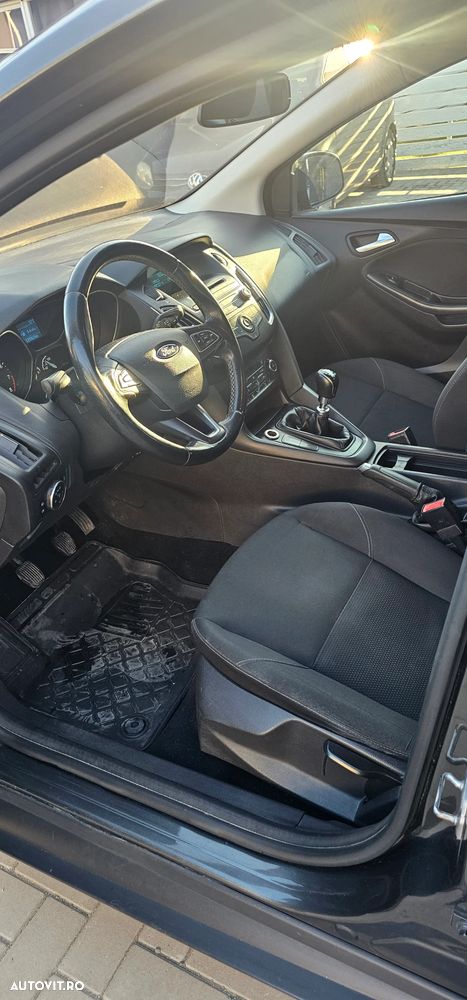 Ford Focus 1.0 EcoBoost Titanium - 15