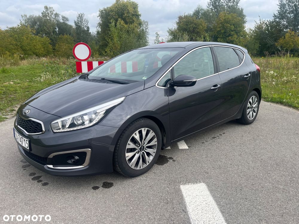 Kia Ceed 1.6 GDI Platinum Edition - 10