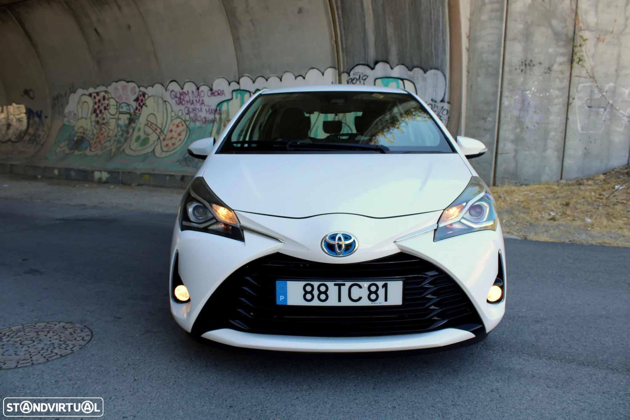 Toyota Yaris 1.5 HSD Comfort+P.Style - 2