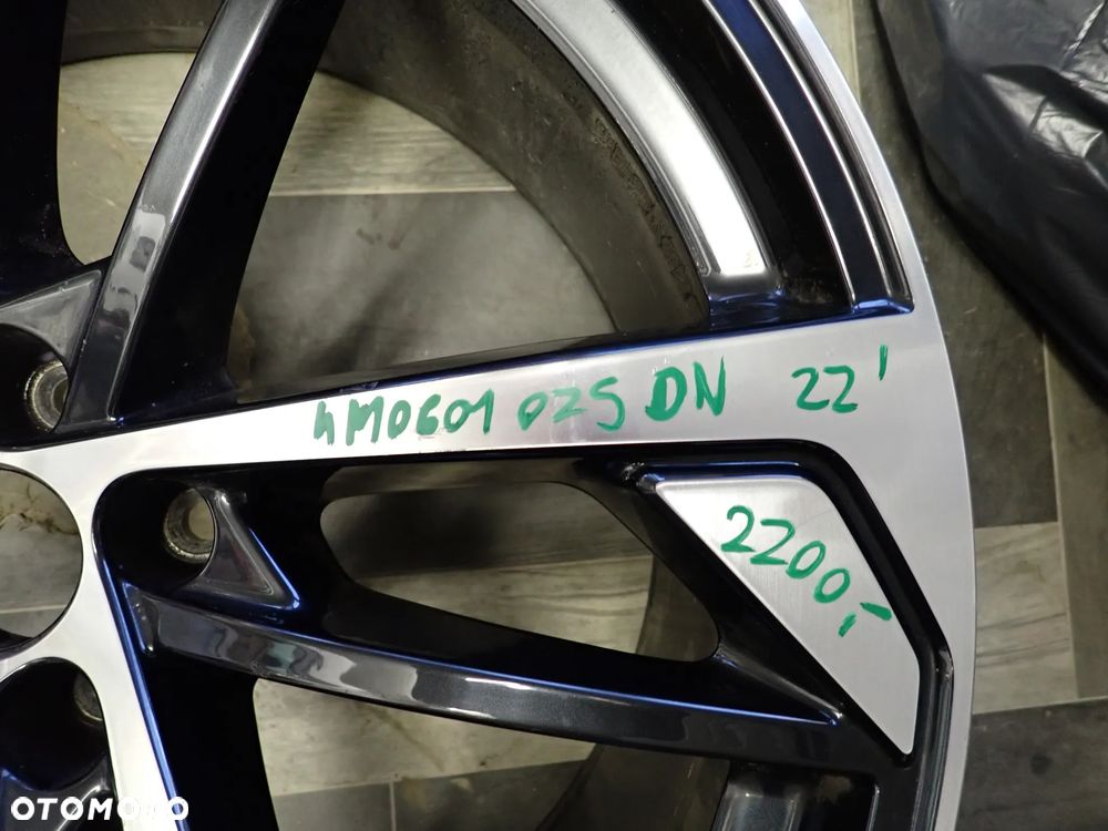 AUDI Q7 Q8 FELGA 22' ET26 4M0601025DN - 2
