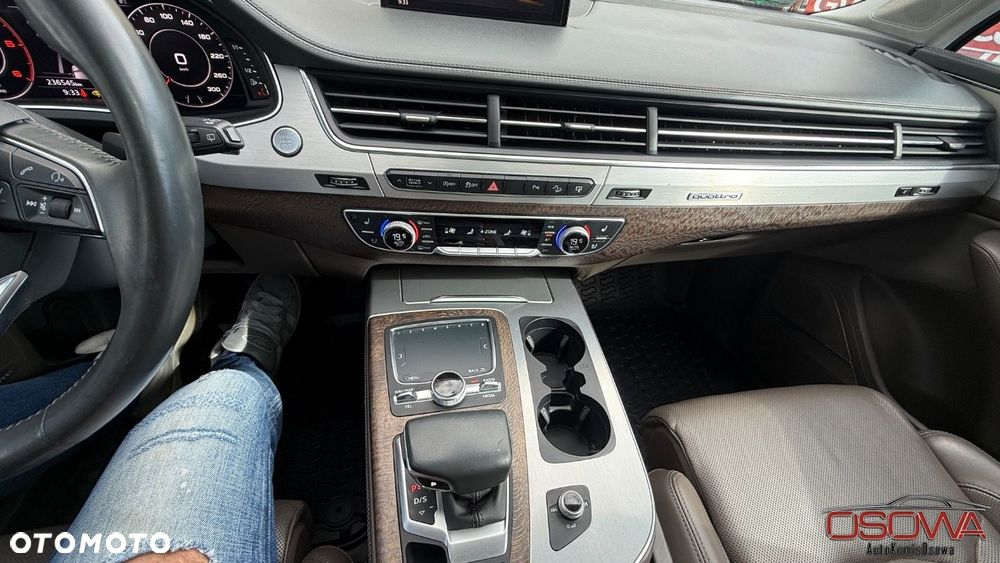 Audi Q7 3.0 TDI Quattro Tiptronic - 38