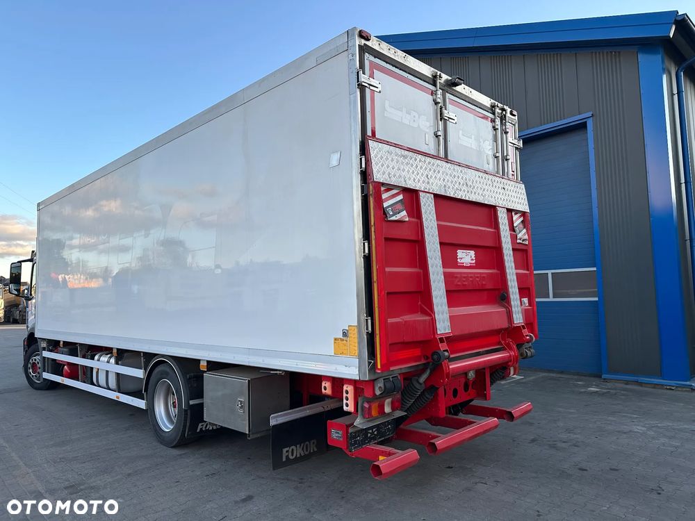 Mercedes-Benz ANTOS 18.300 - 5