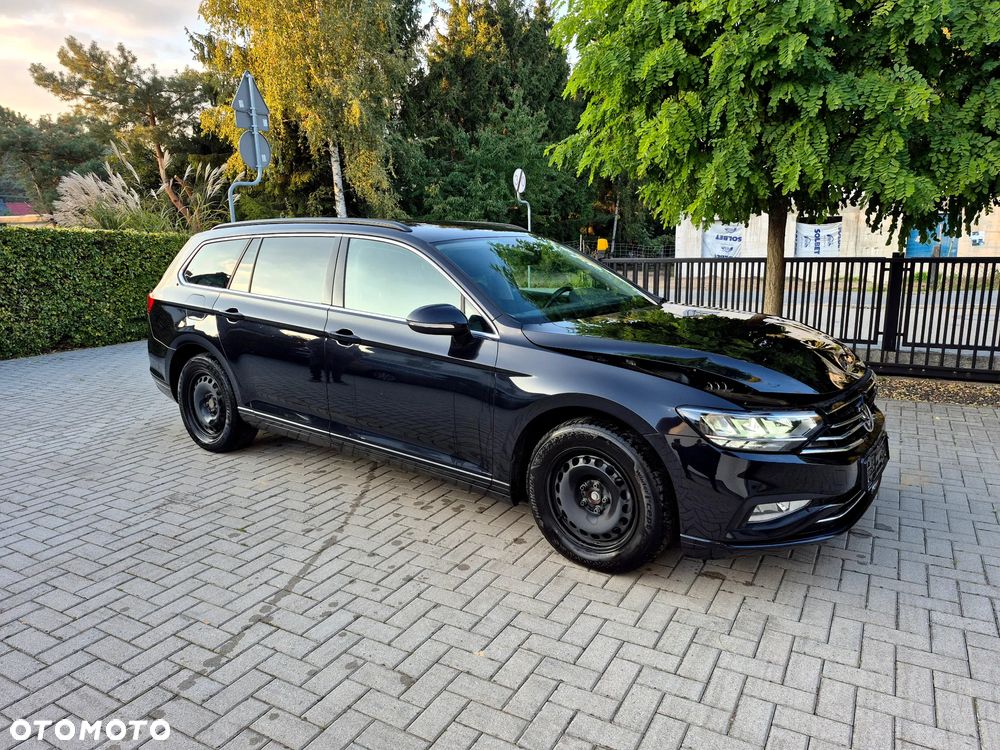 Volkswagen Passat - 2