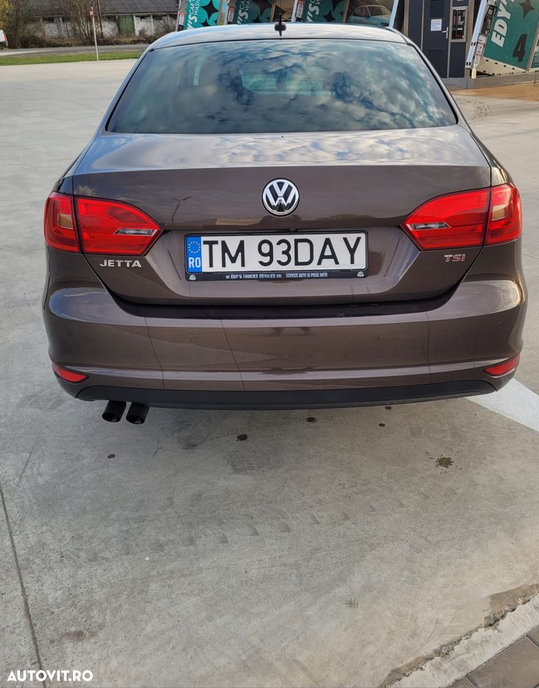 Volkswagen Jetta 1.4 TSI Sportline - 3