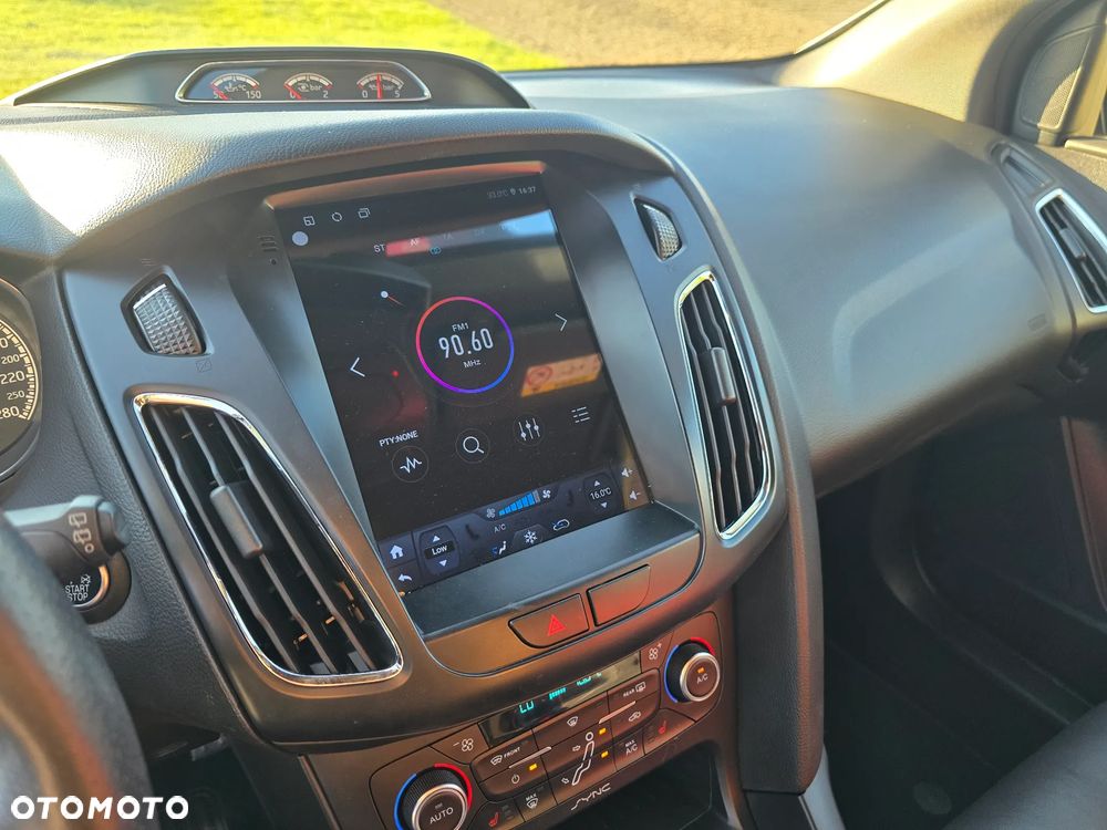 Ford Focus - 17