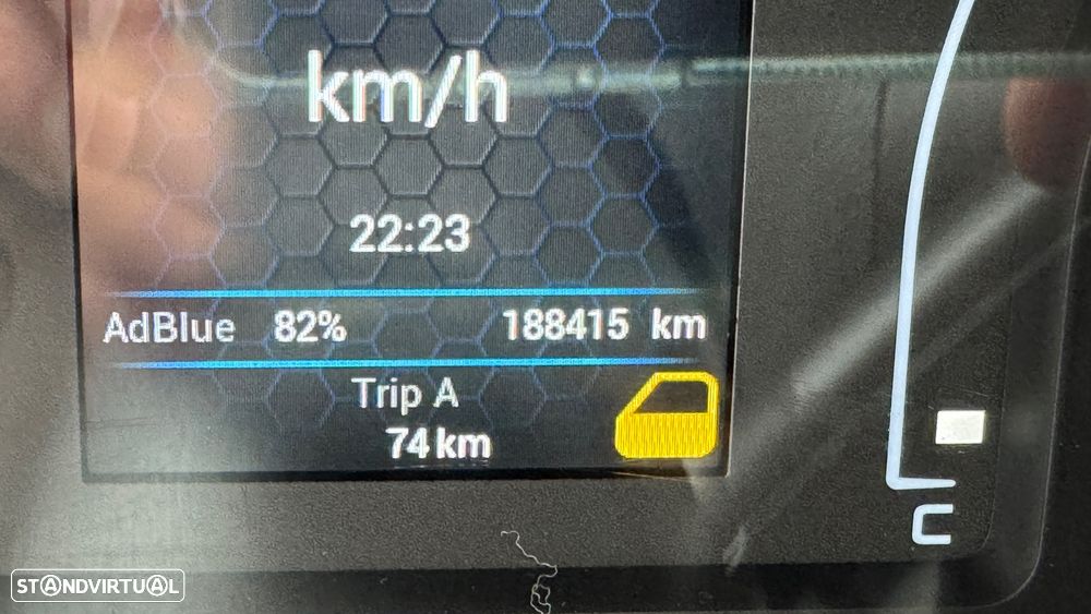 Iveco Daily 3.0 35S16H C/ Plat. Elevatória - 37