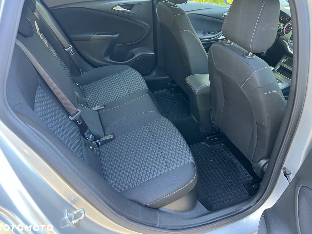 Opel Astra 1.2 T Edition S&S - 15