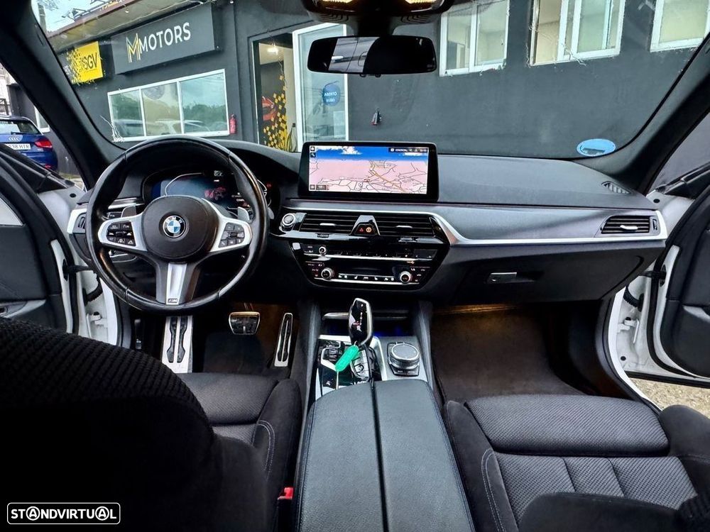 BMW 520 d xDrive Pack M Auto - 2
