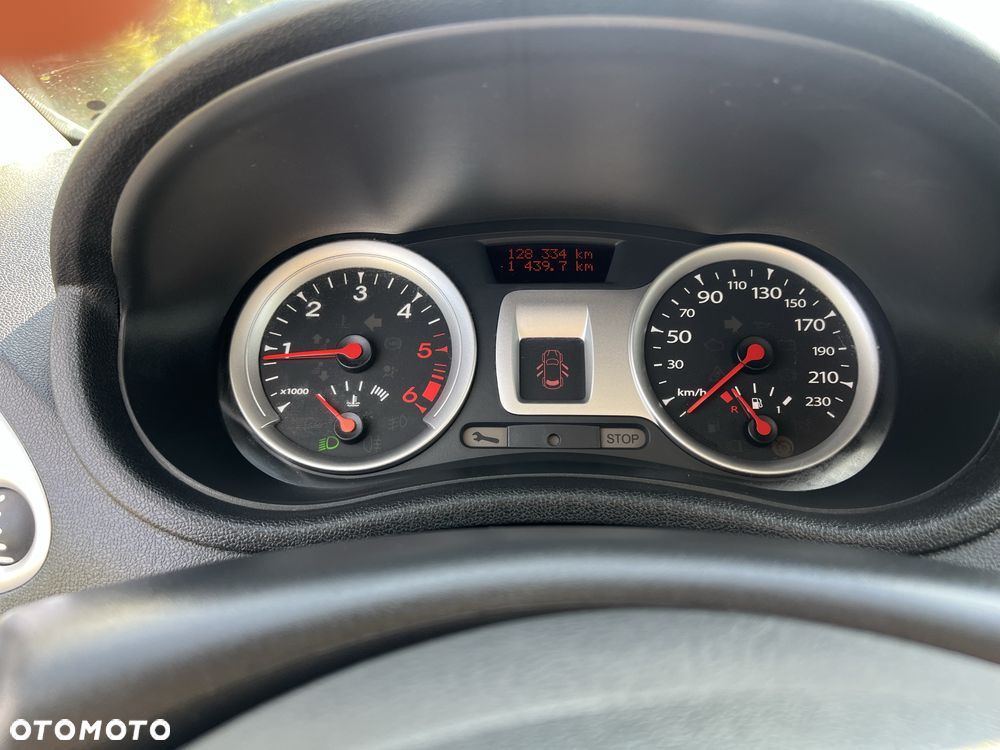 Renault Clio - 7