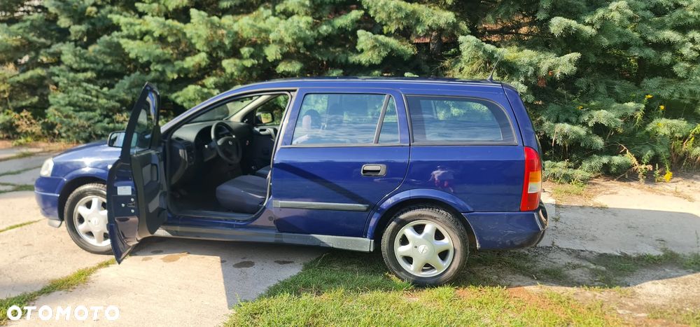 Opel Astra 1.4 Start - 4