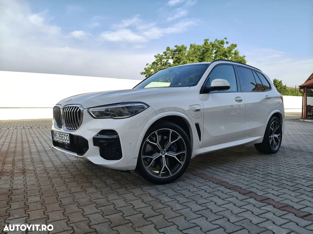 BMW X5 2021 — imagine 5