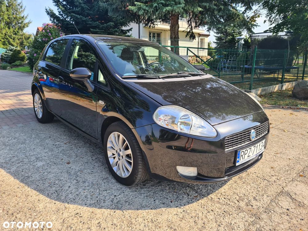 Fiat Punto 1.4 16V Dynamic - 5