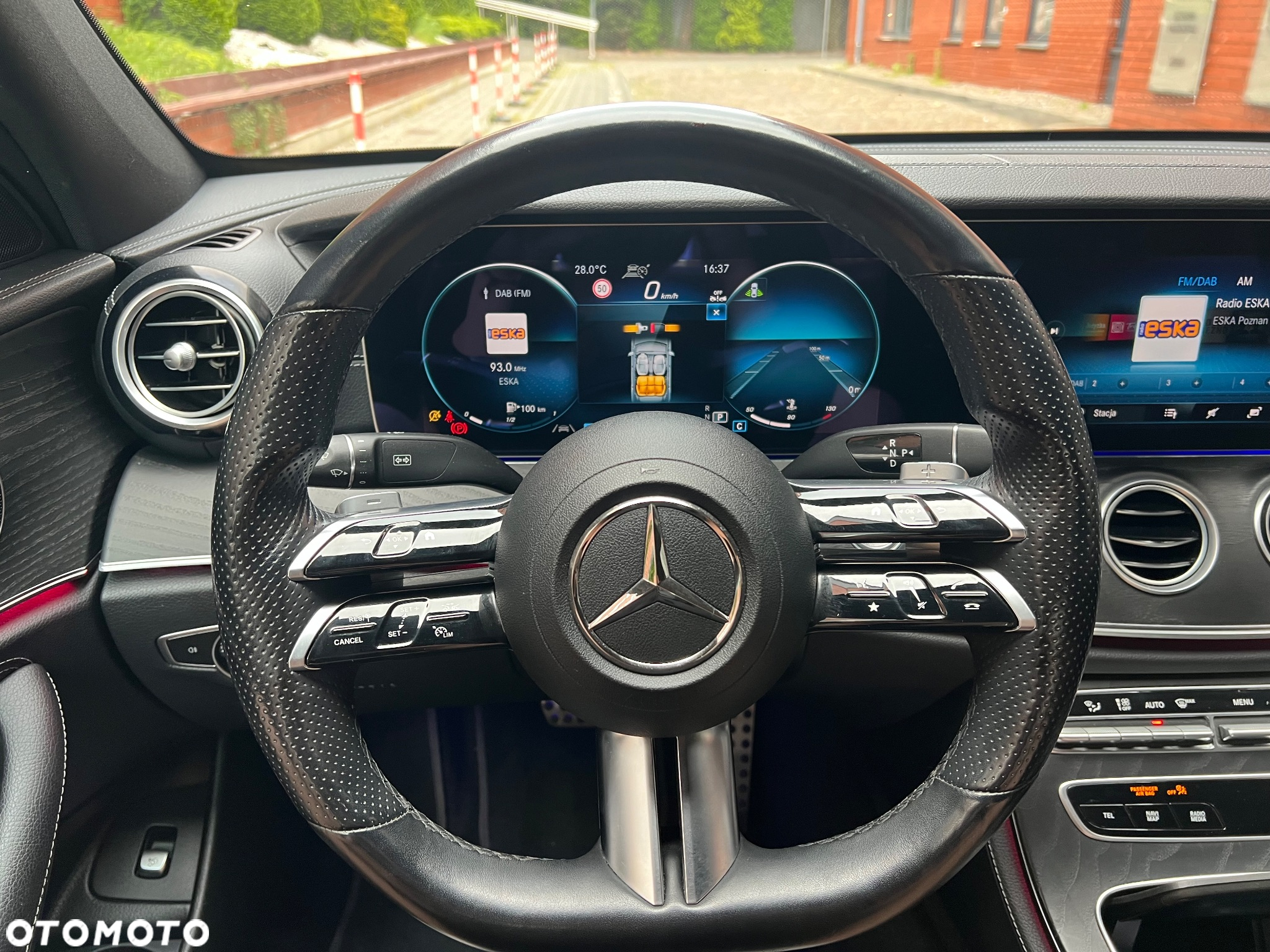 Mercedes-Benz Klasa E 220 d 9G-TRONIC AMG Line - 11