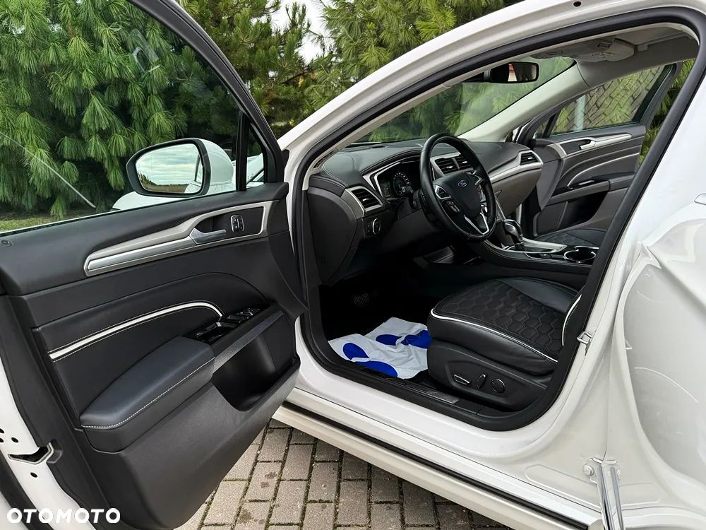Ford Mondeo 2.0 TDCi Start-Stopp PowerShift-Aut Vignale - 26