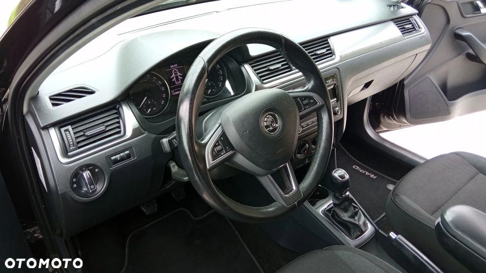 Skoda RAPID - 19