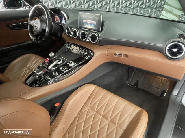 Mercedes-Benz AMG GT - 27