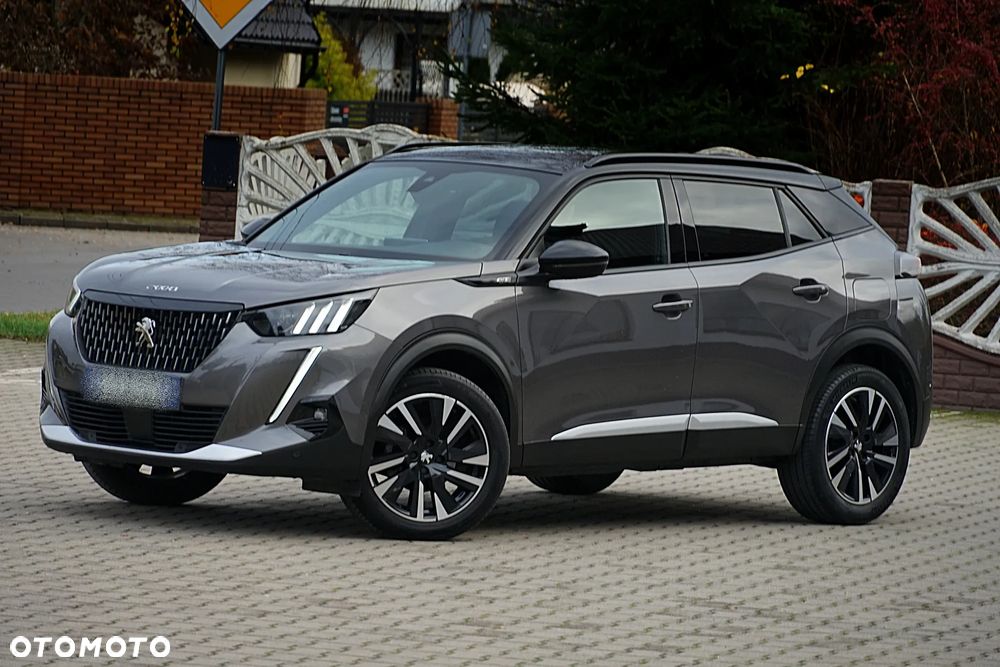 Peugeot 2008 PureTech 130 EAT8 GT - 5