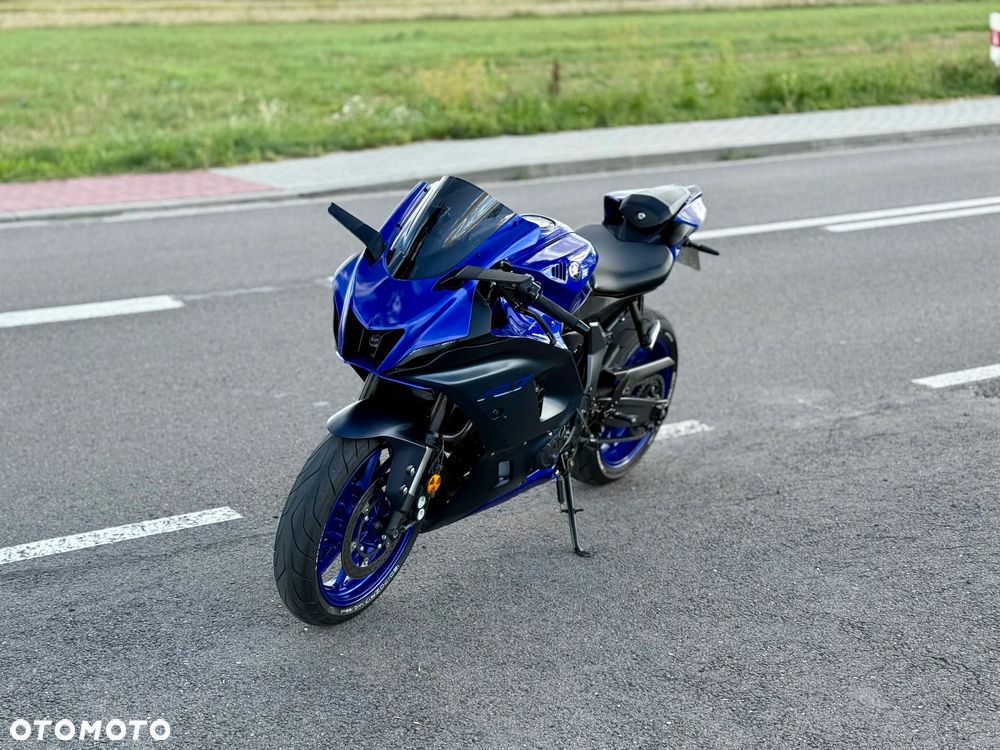 Yamaha R7 - 3