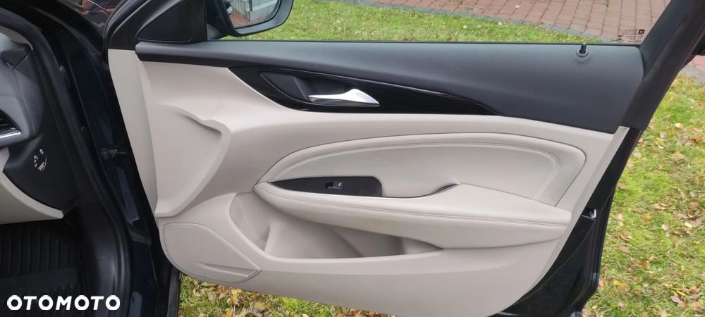 Opel Insignia 2.0 CDTI Exclusive S&S - 22