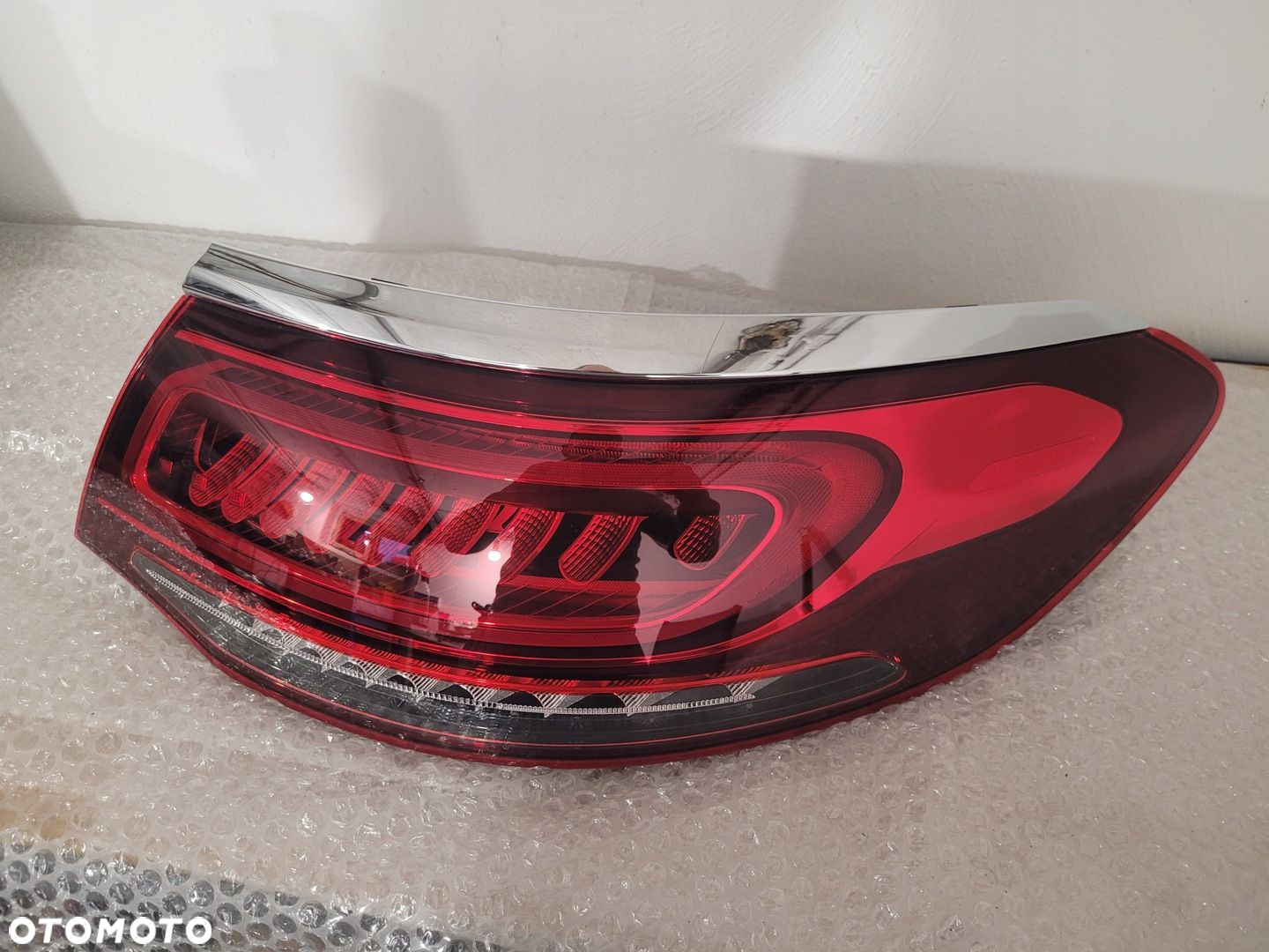 Mercedes GLC coupe w253 lift lampa tylna prawa led ładna - 4