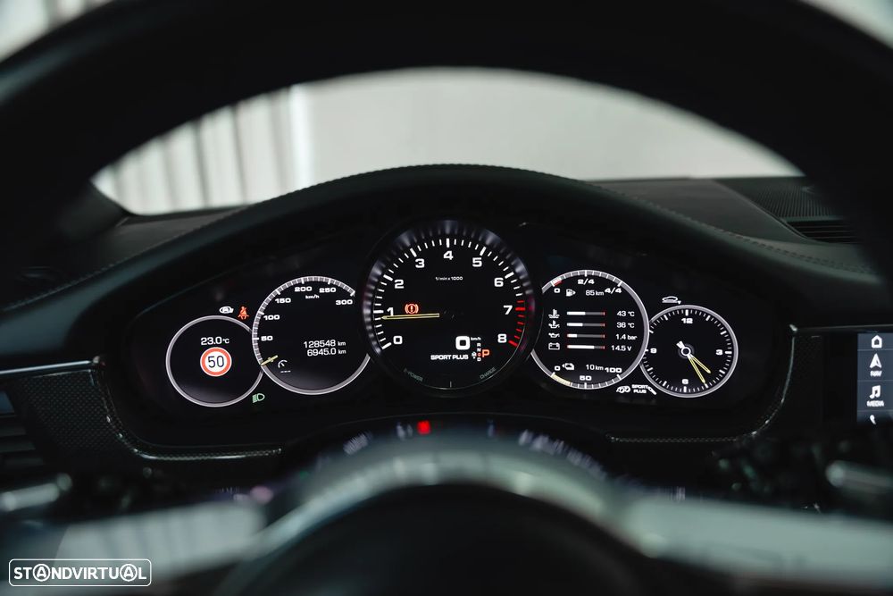Porsche Panamera Sport Turismo 4 E-Hybrid Edition 10 Anos - 31