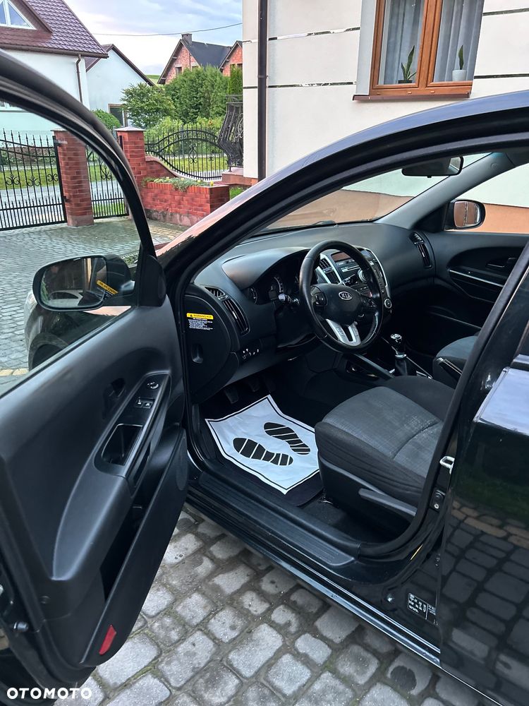 Kia Ceed 1.6 Crdi Optimum + - 5