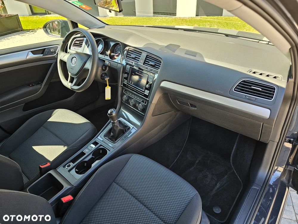 Volkswagen Golf 1.6 TDI BMT Comfortline - 15