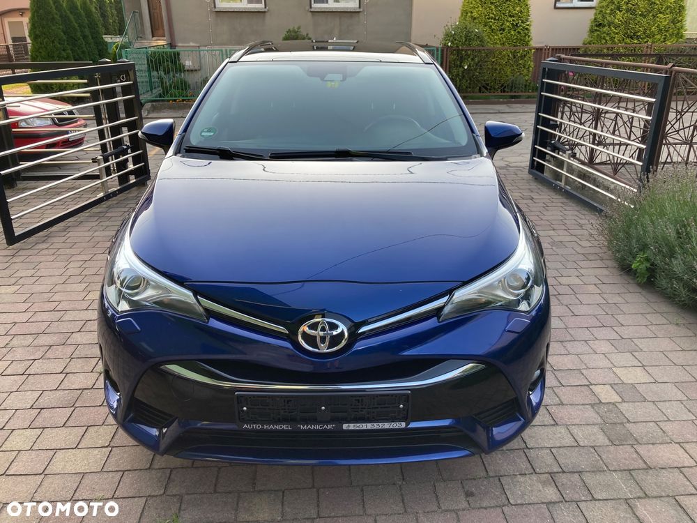 Toyota Avensis 2.0 D-4D Prestige - 6